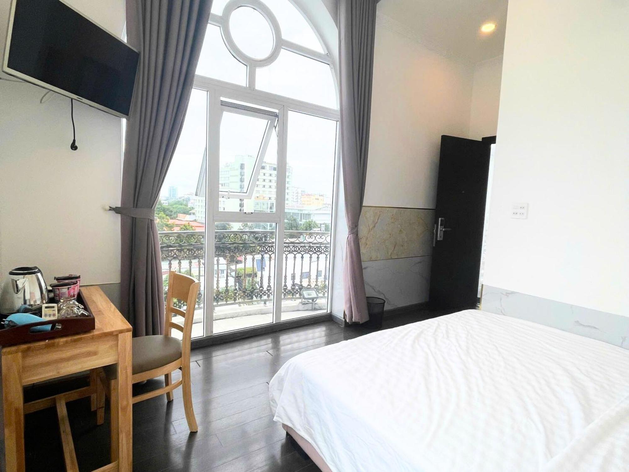 Bighotel Can Tho Esterno foto