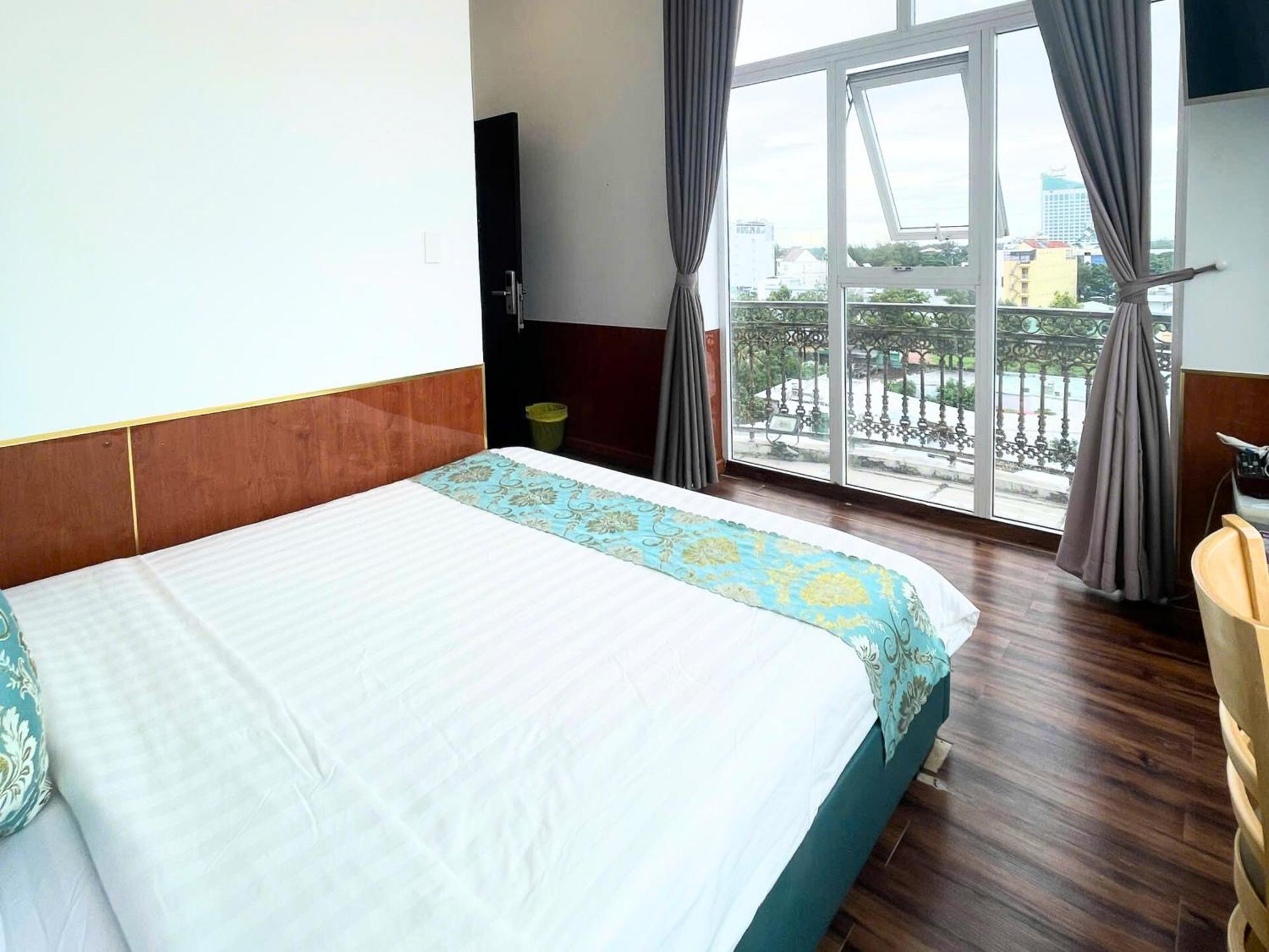 Bighotel Can Tho Esterno foto