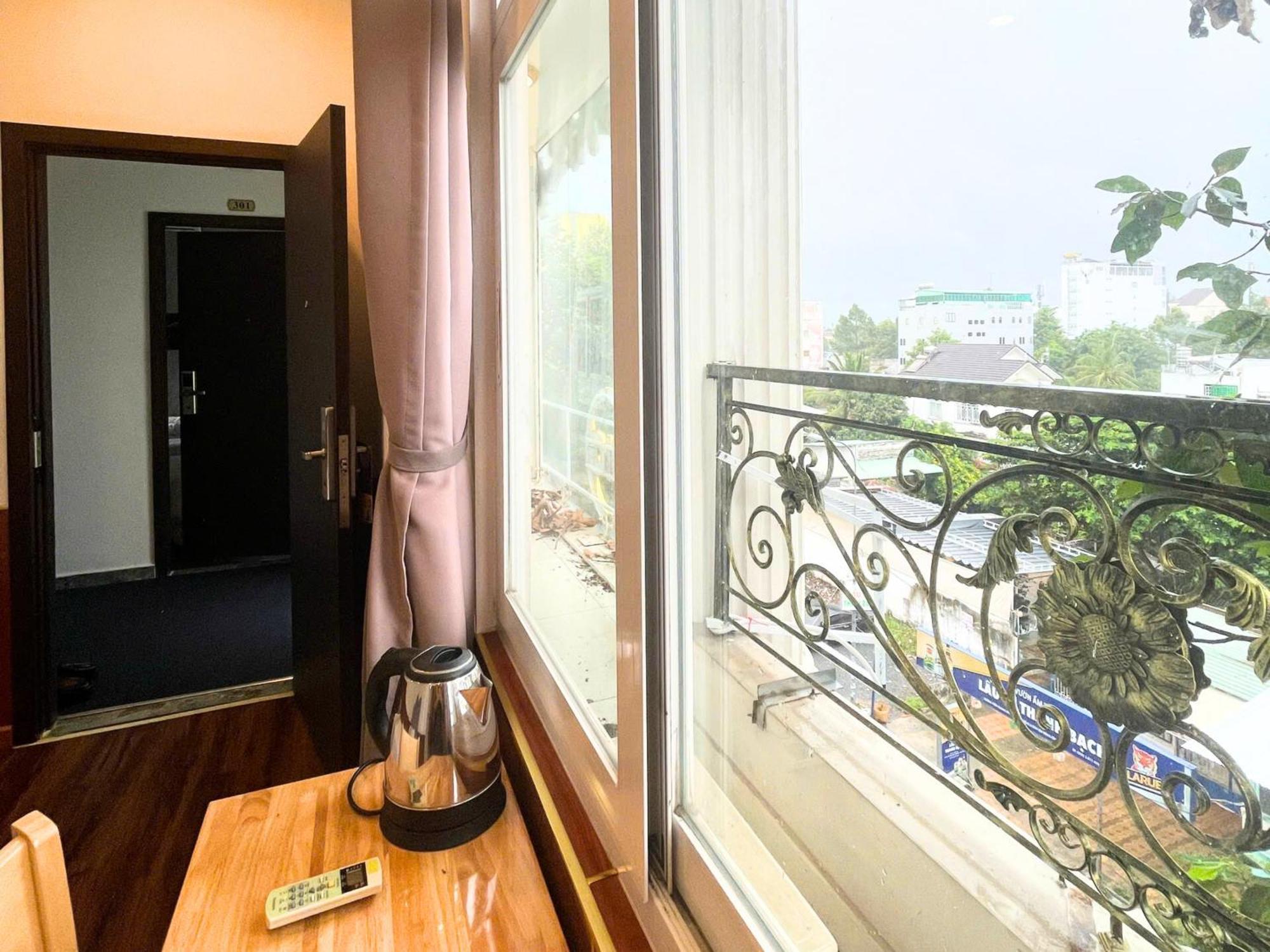 Bighotel Can Tho Esterno foto